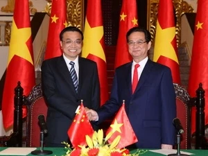Prime Minister Nguyen Tan Dung receives Chinese Premier Li Keqiang (Photo:VNA)